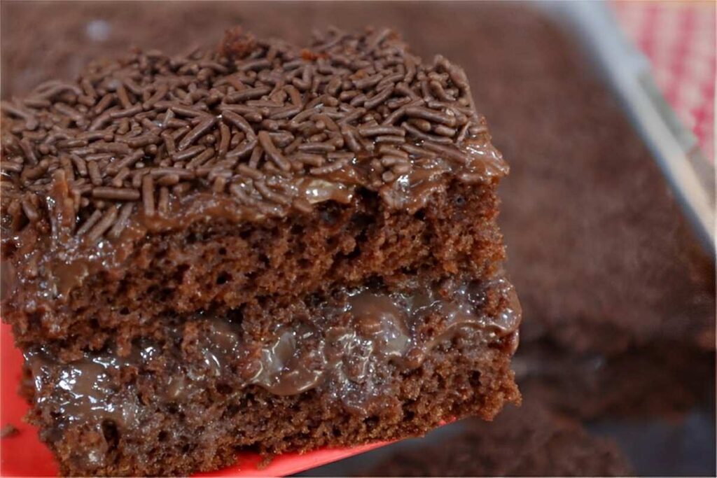 Bolo de brigadeiro