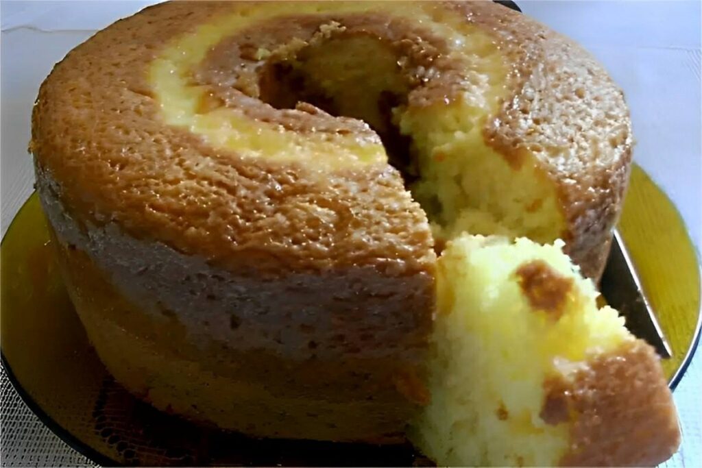 Bolo de fubá com laranja