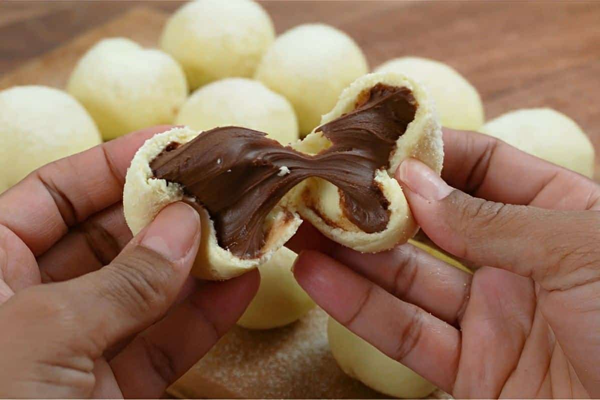 Bolinha de ninho com nutella