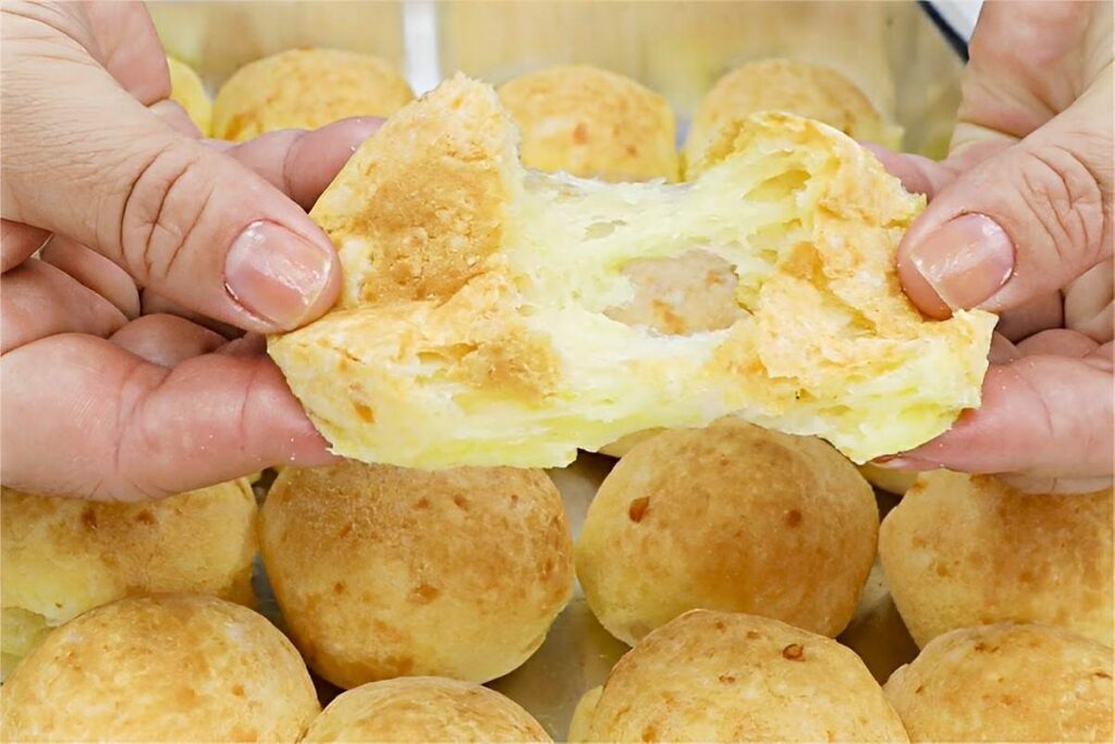 pão de queijo