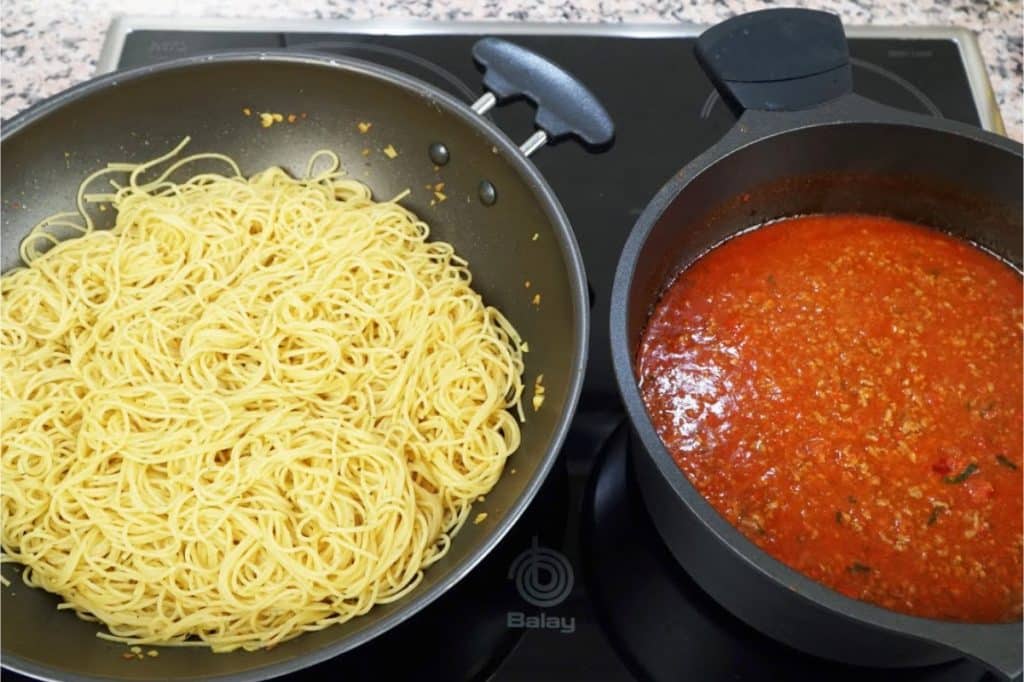 Macarrão com carne moída