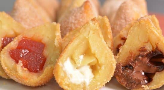 Coxinha frita doce