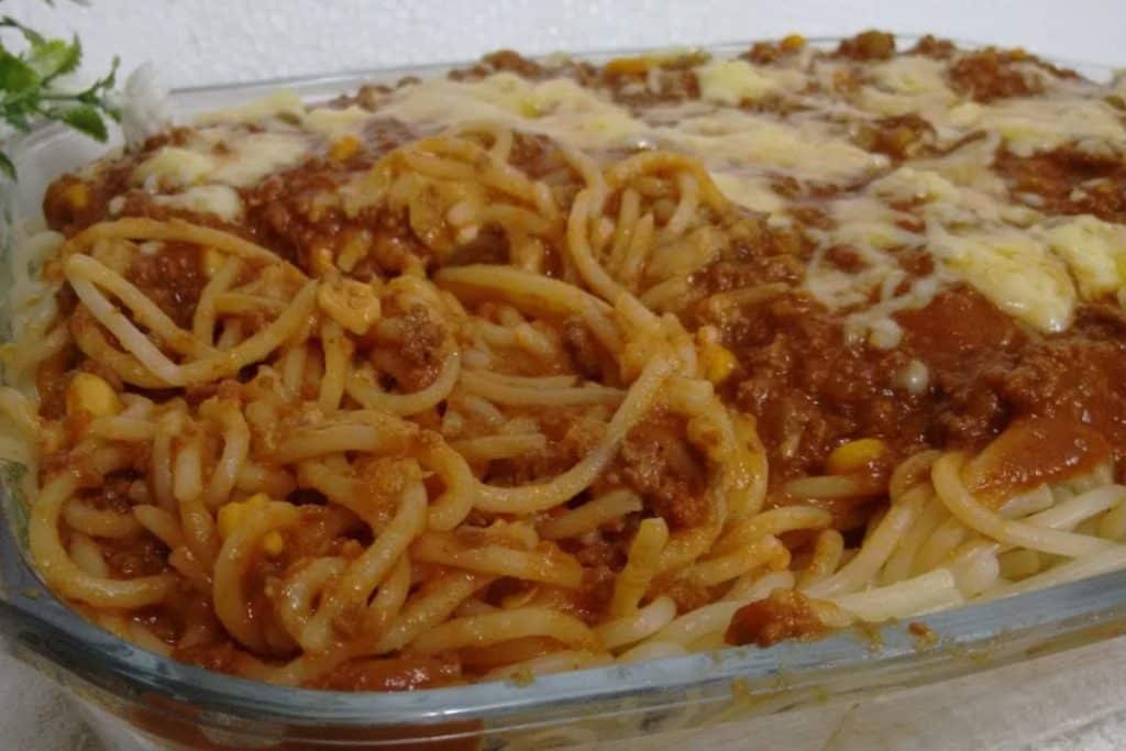 Macarronada de carne moída