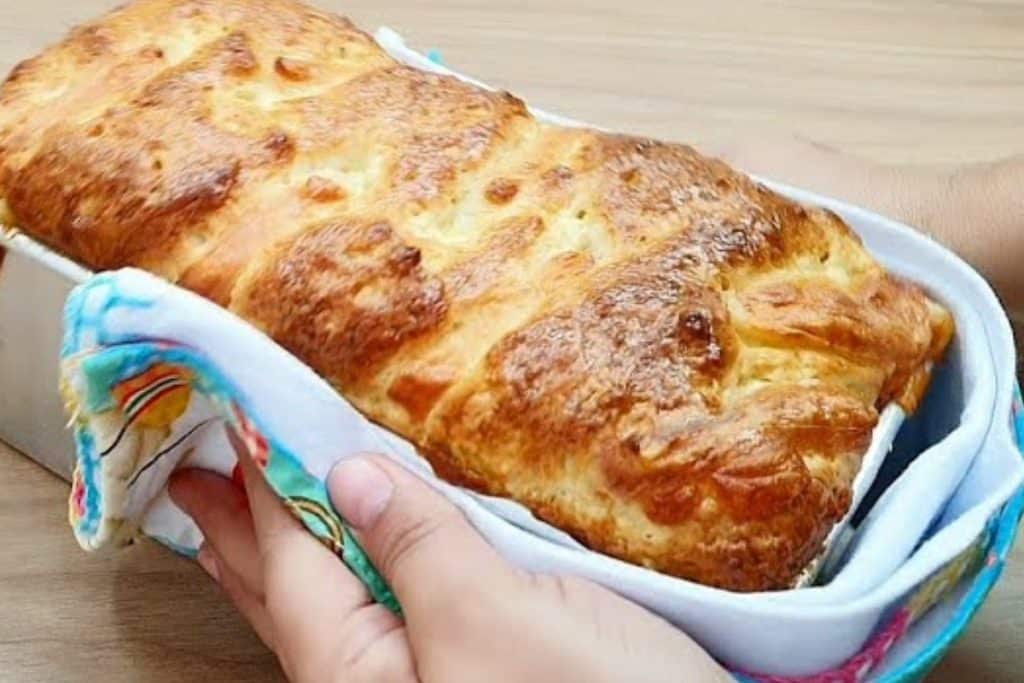 pão de batata com queijo