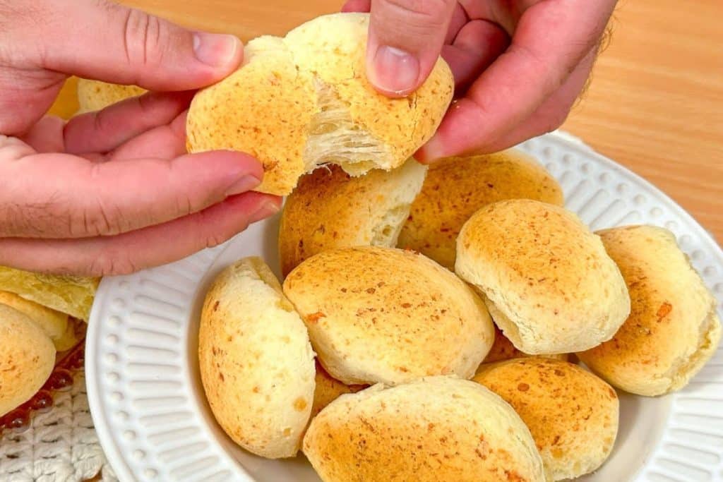 Pãozinho de queijo