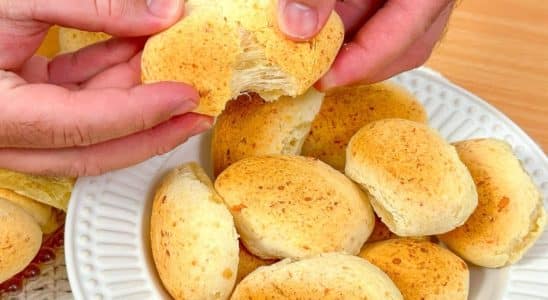 Pãozinho de queijo