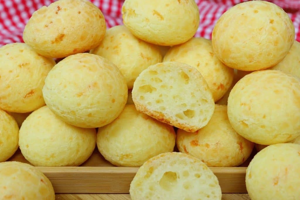 pão de queijo caseiro