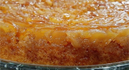 torta de maçã caramelizada