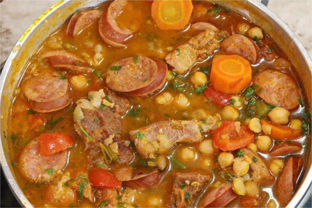 Puchero de grão de bico