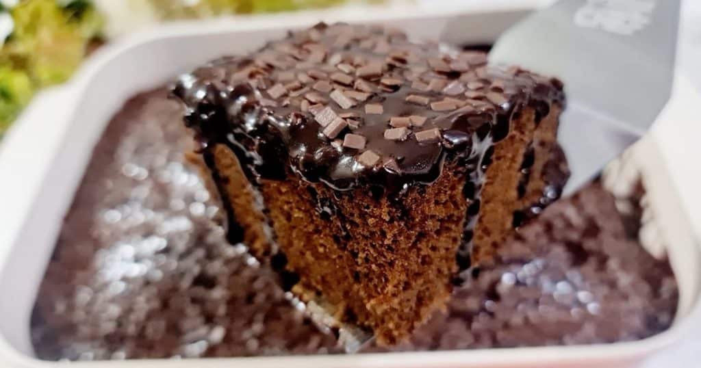 bolo de café com chocolate