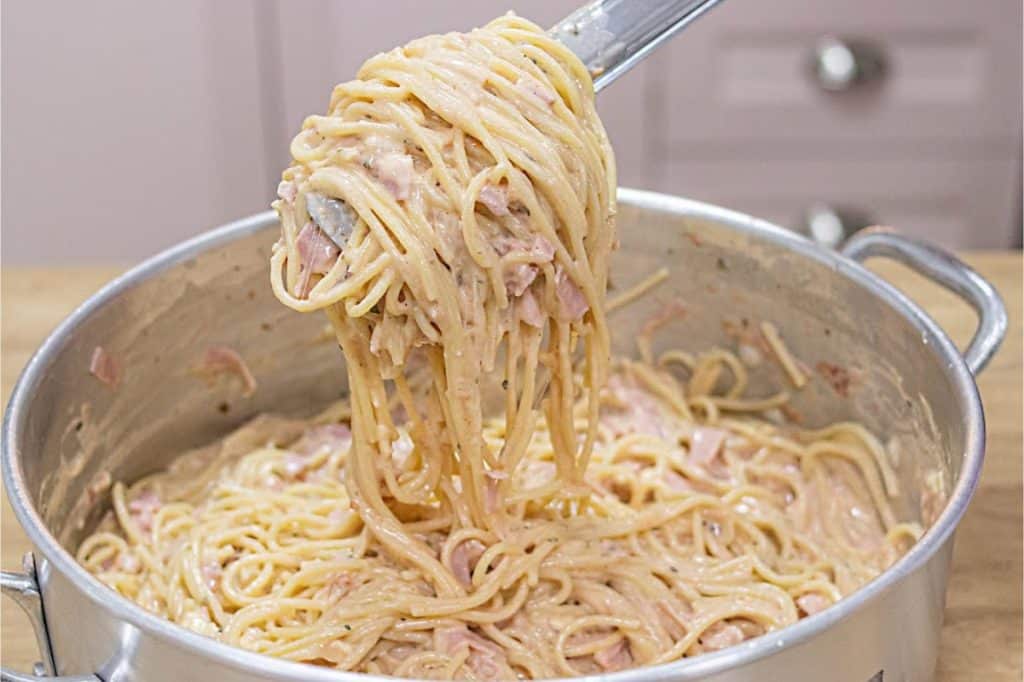 macarrão com creme de leite