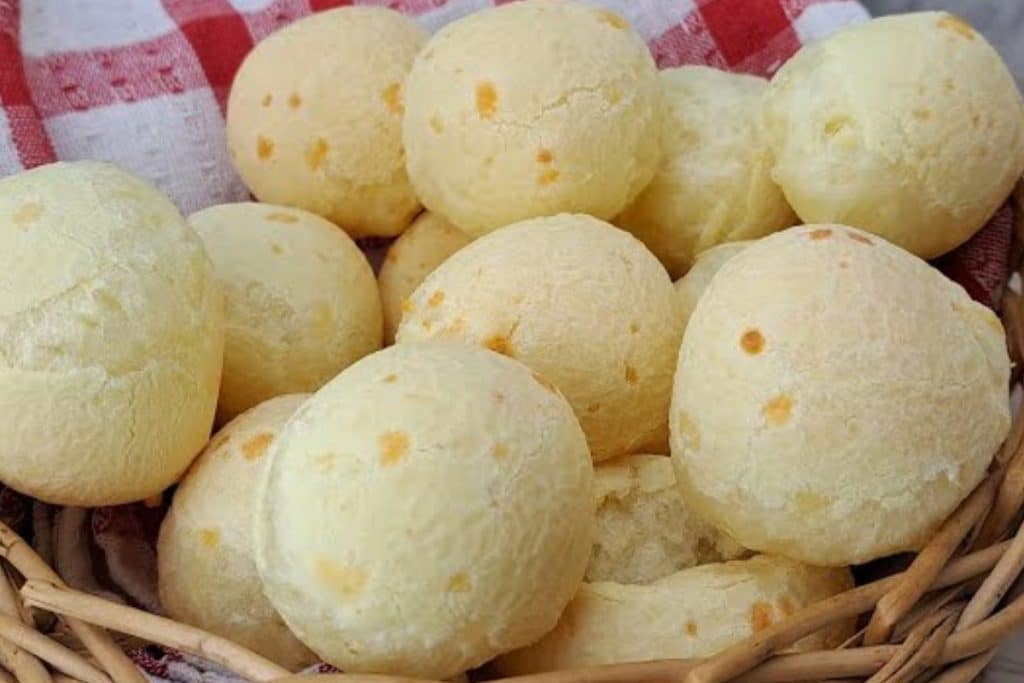 pão de queijo mineiro