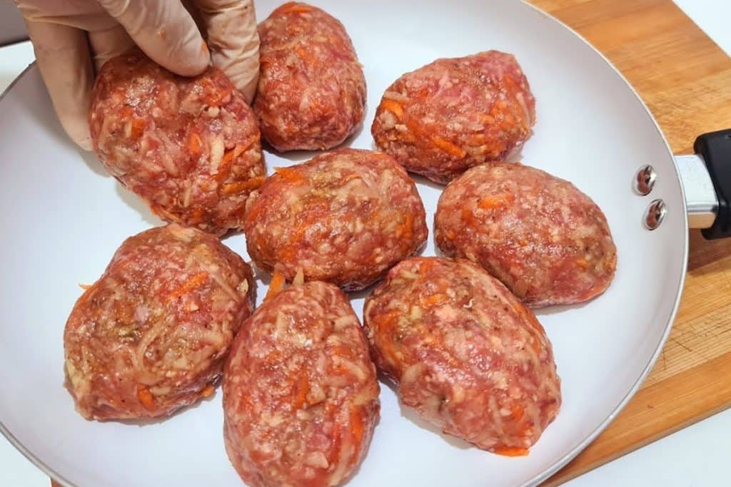 bolinho de carne moída