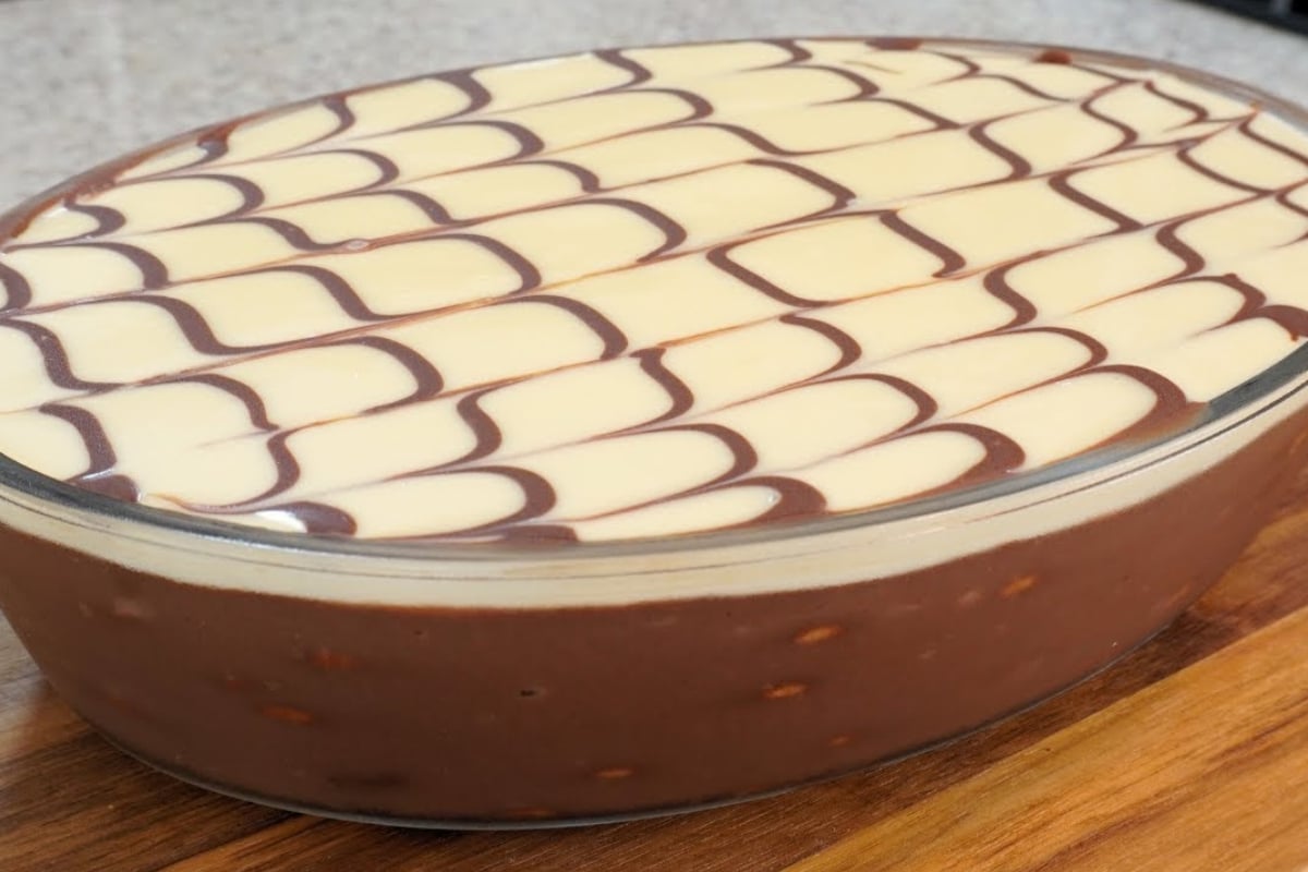 Pavê de Chocolate com Ganache Branca: Uma Sobremesa Deliciosa e Irresistível Pavê de chocolate
