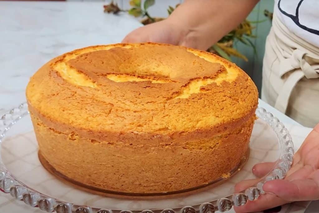 Bolo de iogurte amanteigado