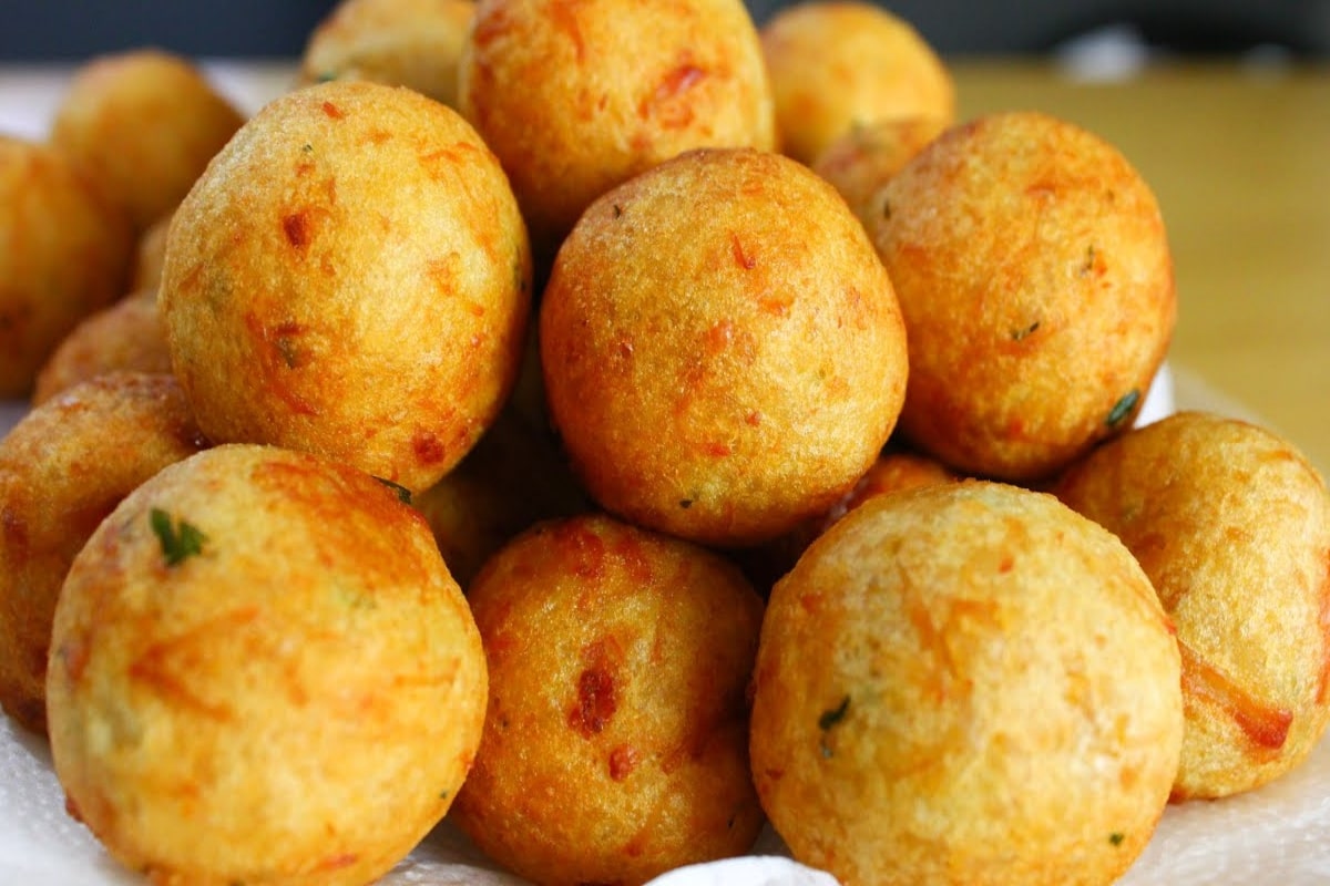 Bolinho de batata com frango