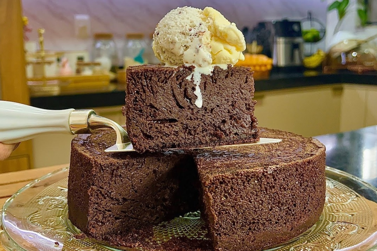 Bolo de chocolate cremoso