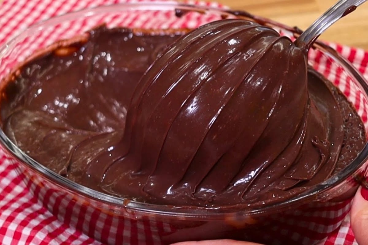 Recheio de chocolate cremoso