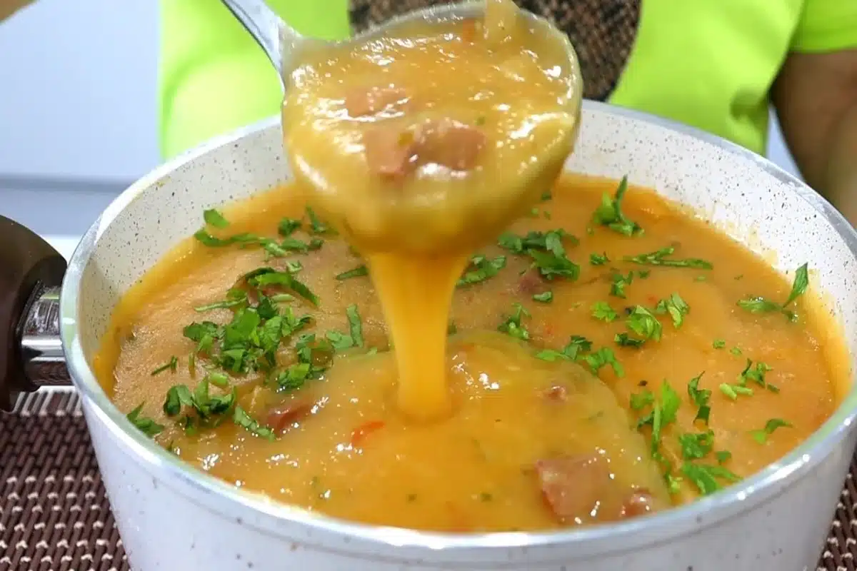 Caldo de mandioca