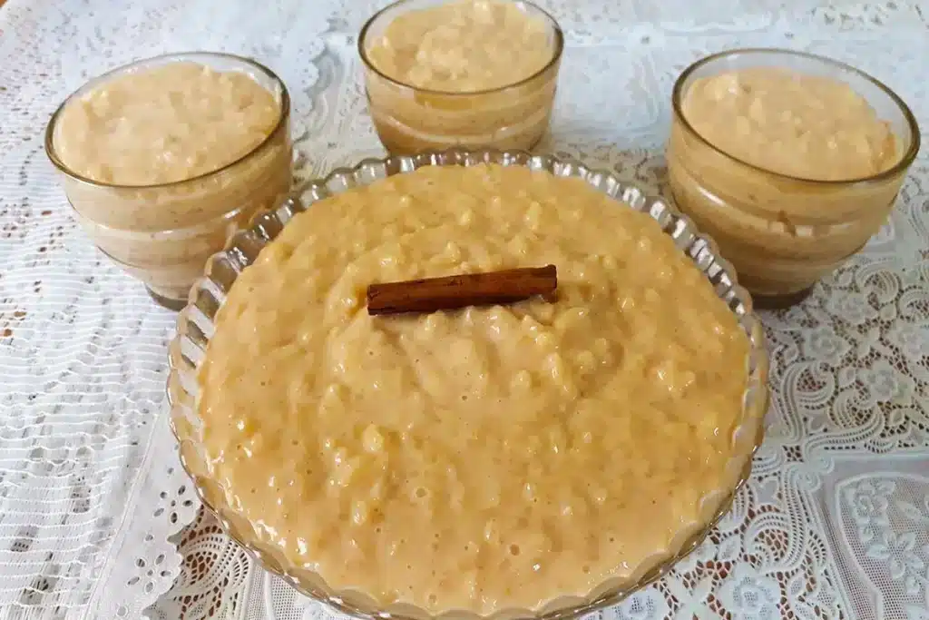 Arroz doce com açúcar queimado