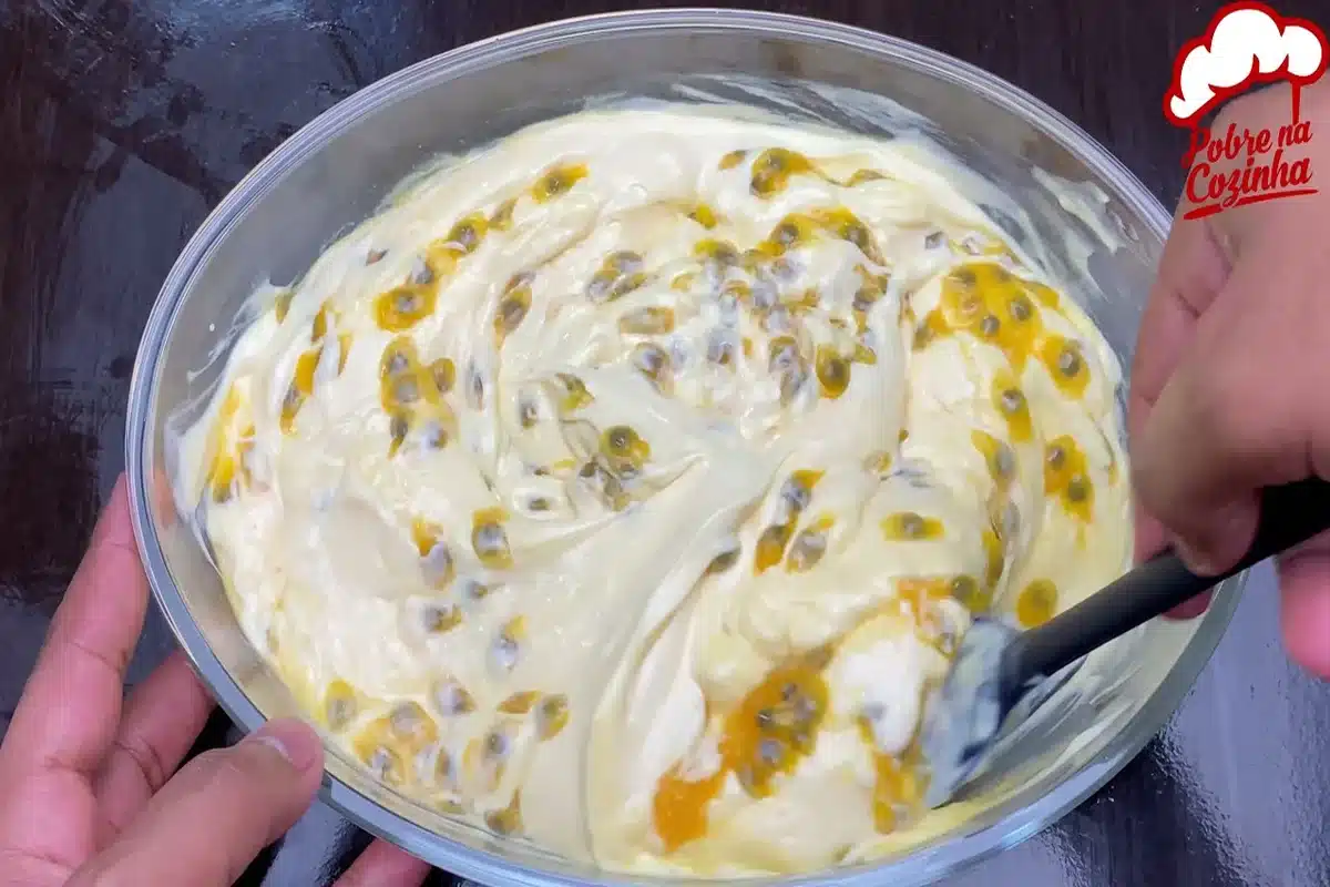 mousse de maracujá com leite ninho