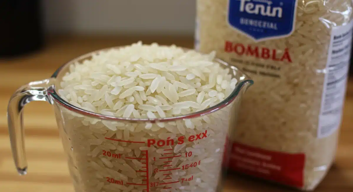 Arroz bomba, ingrediente clave para paella de calidad